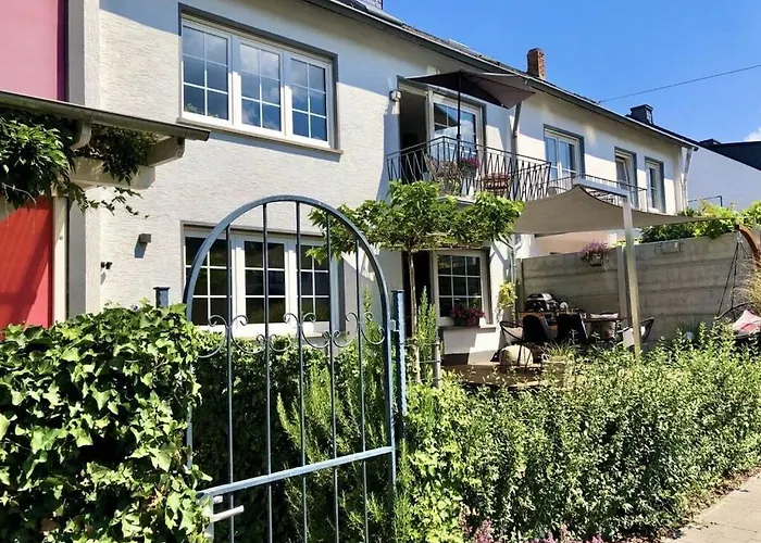 Moselle-side Apartament