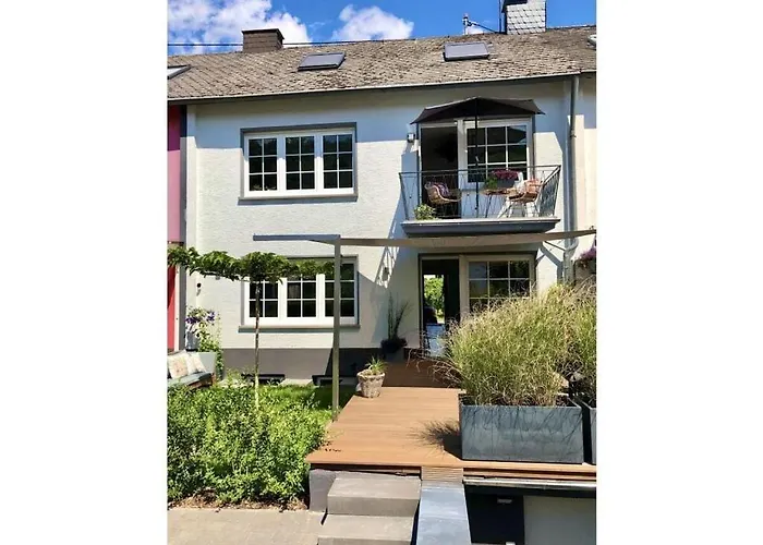 Moselle-side * Mehring (Rhineland-Palatinate)